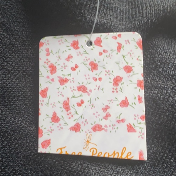 Free People sweater - Picture 4 of 4